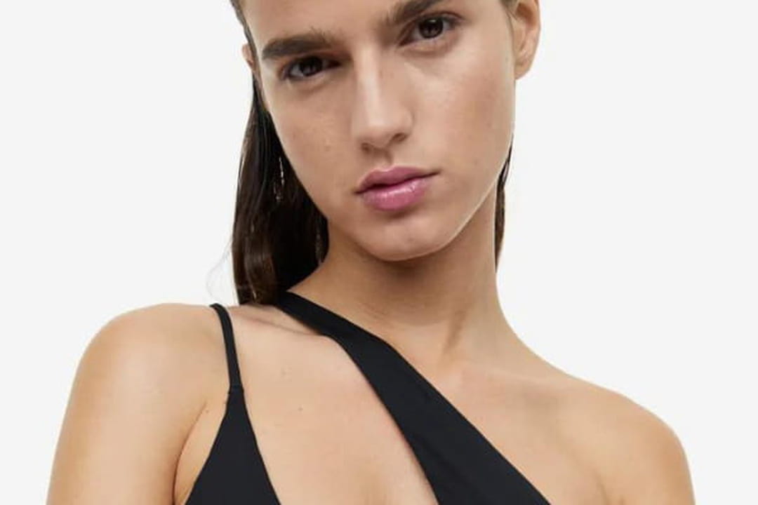 Haut de maillot asymétrique