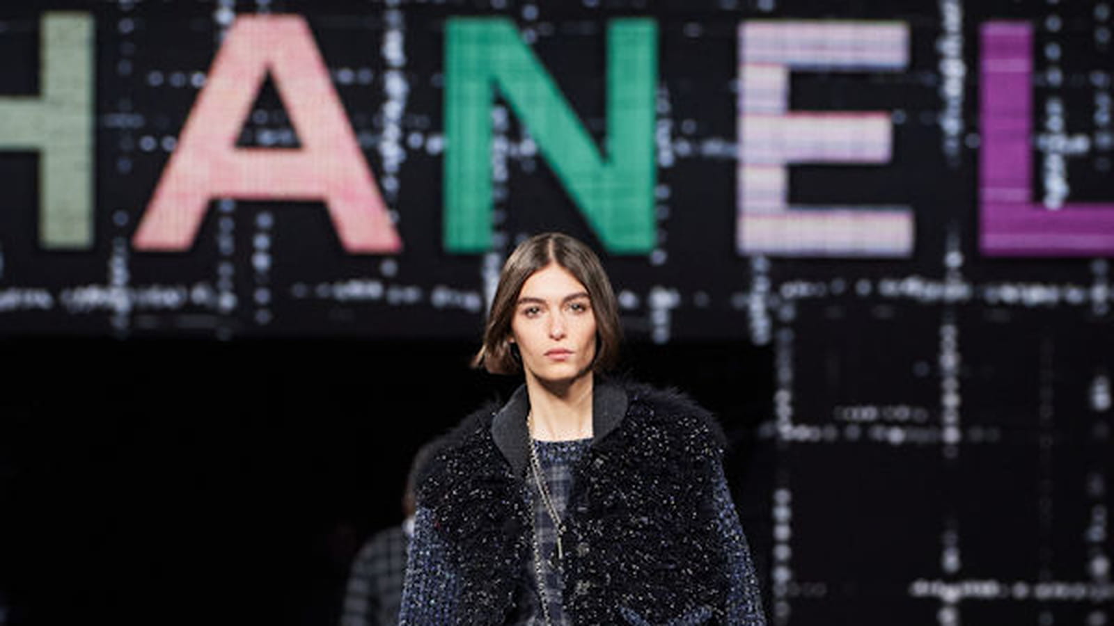 Look 34