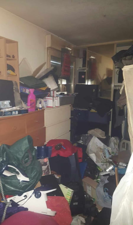 Appartement de Bastien atteint du syndrome de Diogène