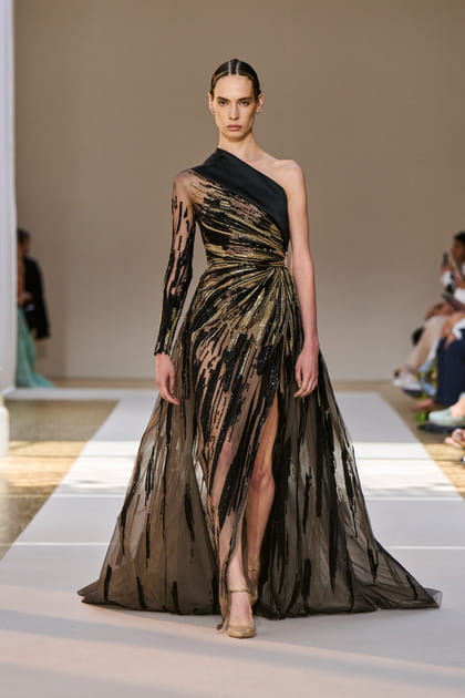 Look 37&nbsp;du d&eacute;fil&eacute; Elie Saab