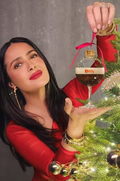 Salma Hayek a trouv&eacute; son look de f&ecirc;tes