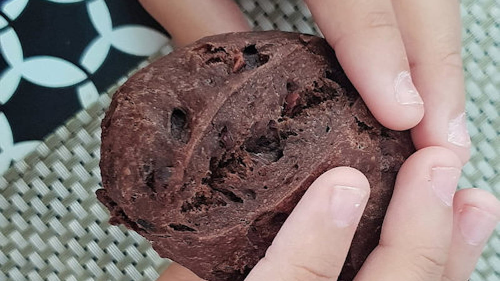 Pain au cacao au poivre long et rouge du Cambodge