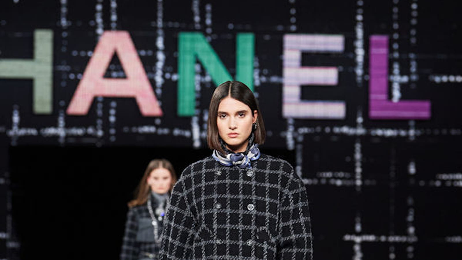 Look 35