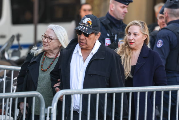 Josiane Balasko, son mari et Marilou Berry aux obs&egrave;ques de Nathalie Baye