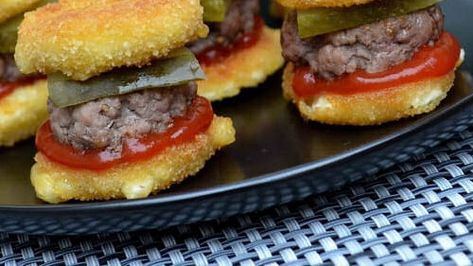 Mini burgers de Babybel® panés