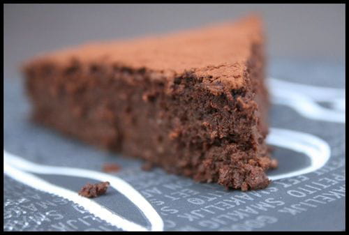 Fondant au chocolat, pois chiche et datte