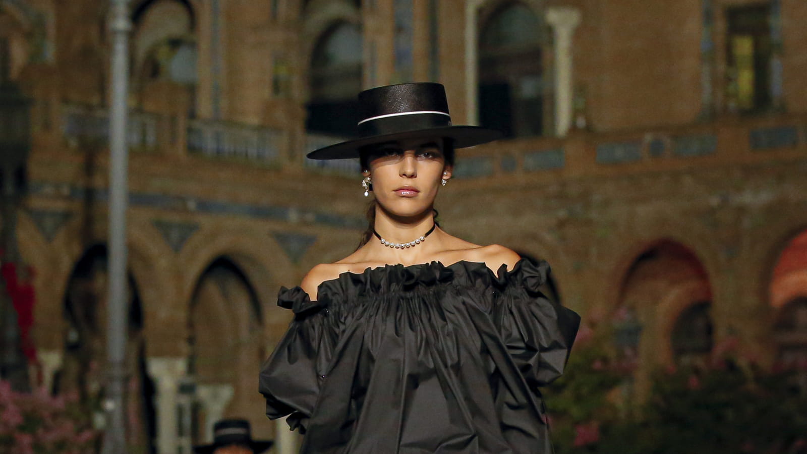 Look 73