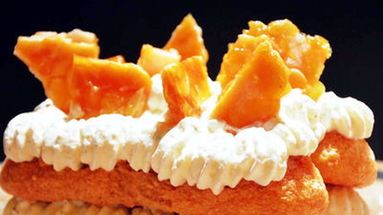 Dessert façon mille-feuille au caramel aux amandes et mascarpone Il cantuccio
