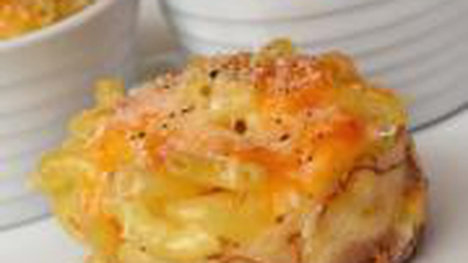 Mini-gratins de pâtes au lard et aux 3 fromages