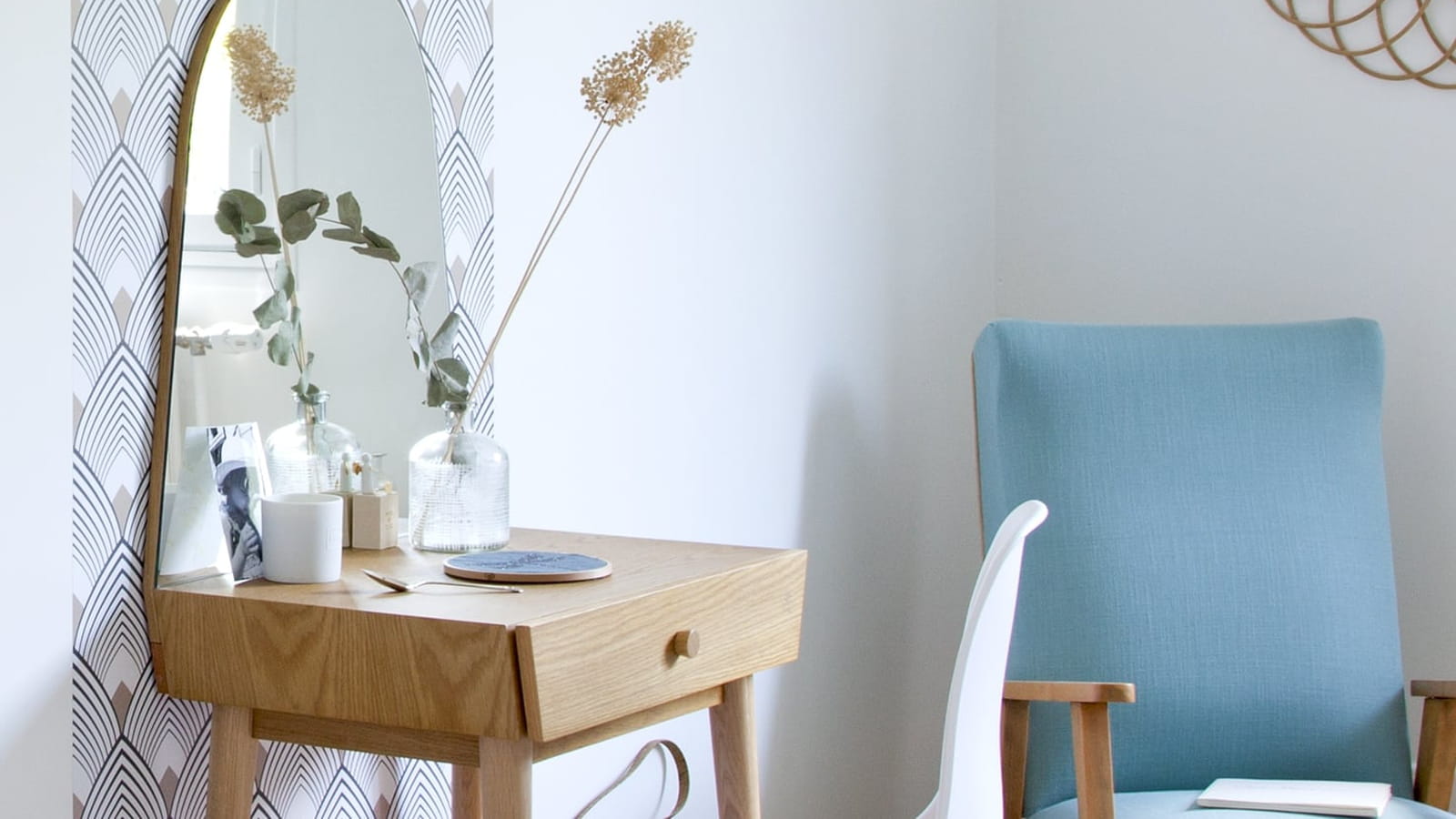 Eucalyptus et herbes des champs