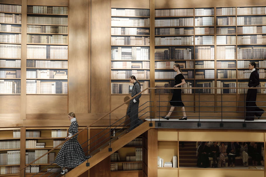 Défilé Chanel haute couture AH 2019-2020 : Virginie Viard suit Karl à la lettre