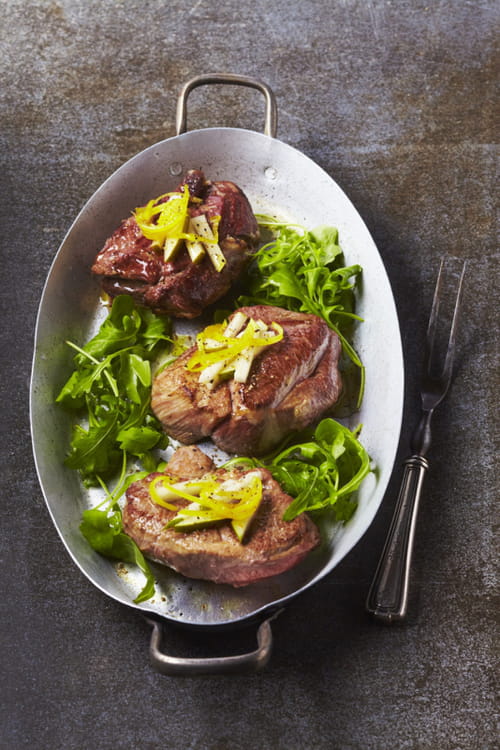 Pavés d'agneau à la poire et au citron confit