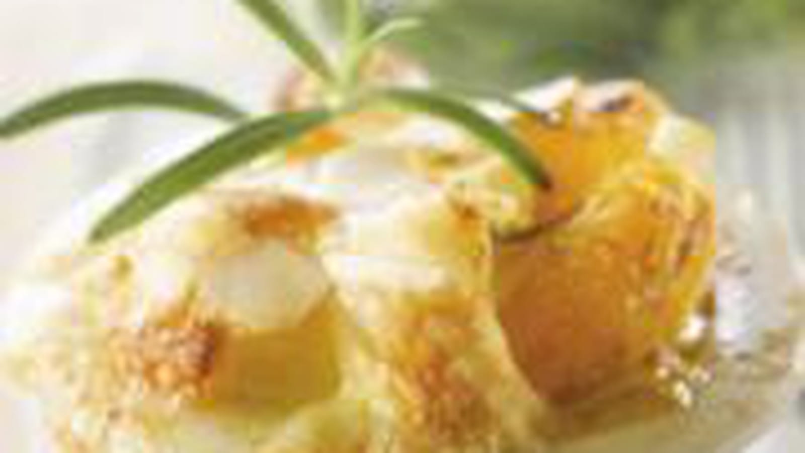 Clafoutis au comté, abricot et romarin