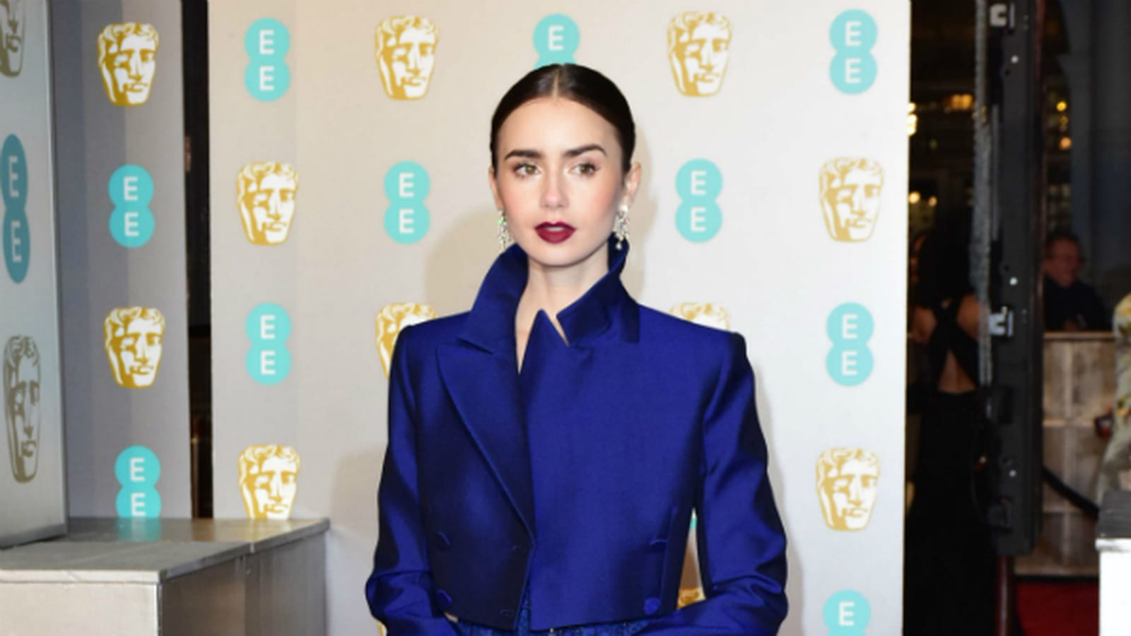 Lily Collins 