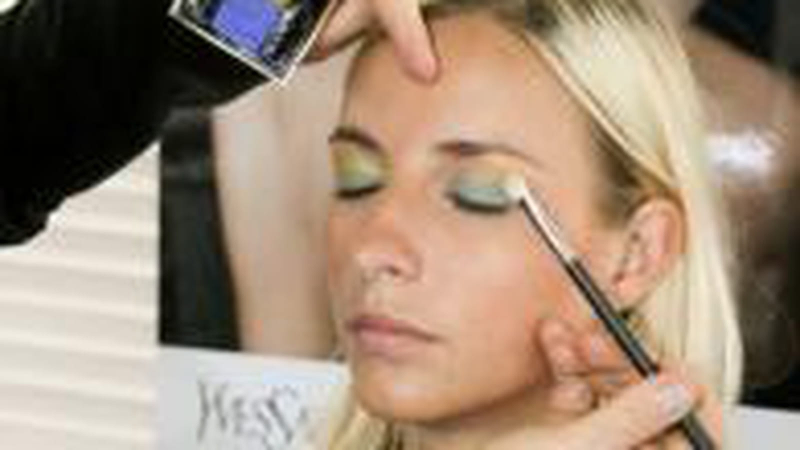 Osez le maquillage color block !
