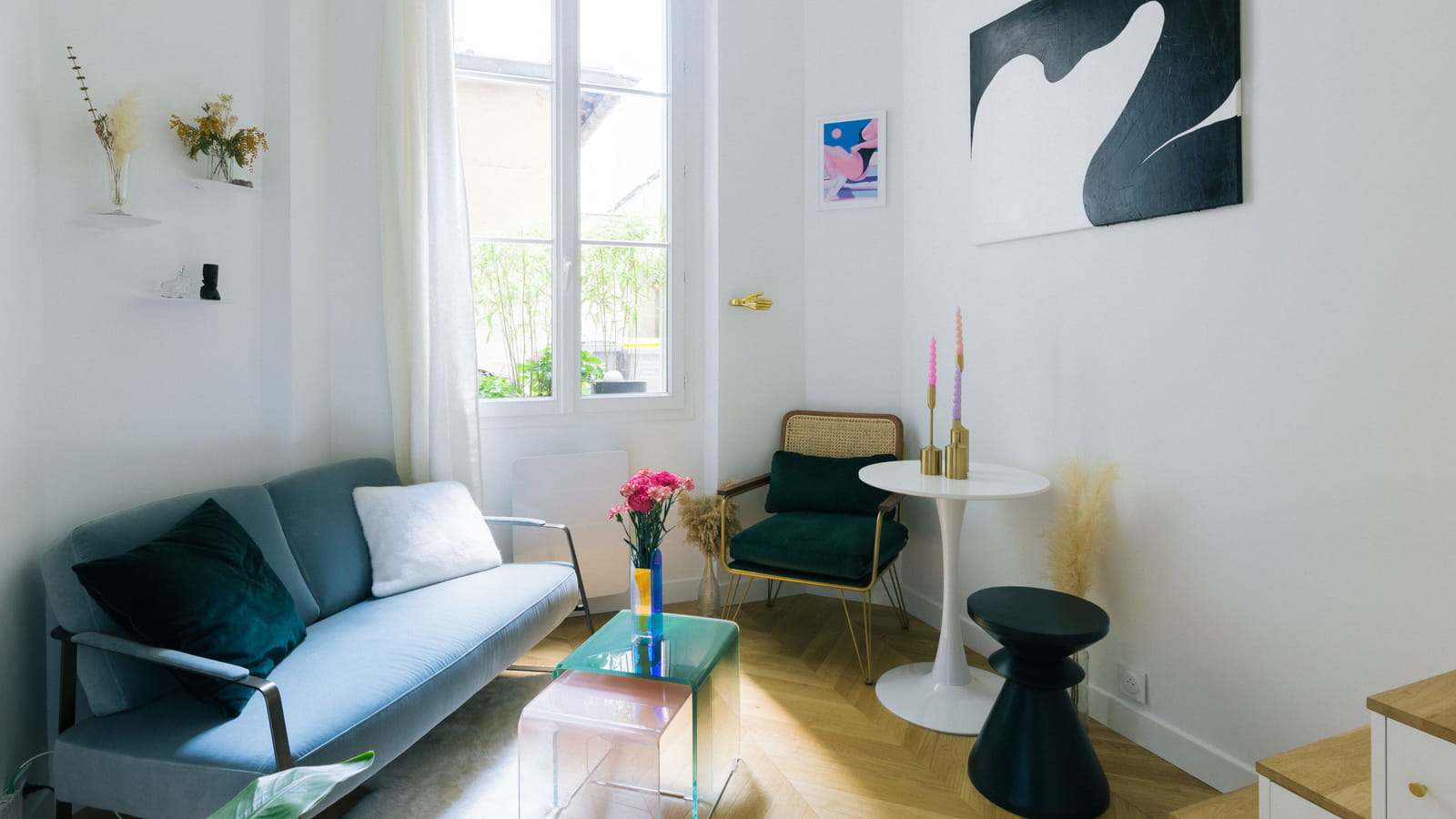 Loge après 