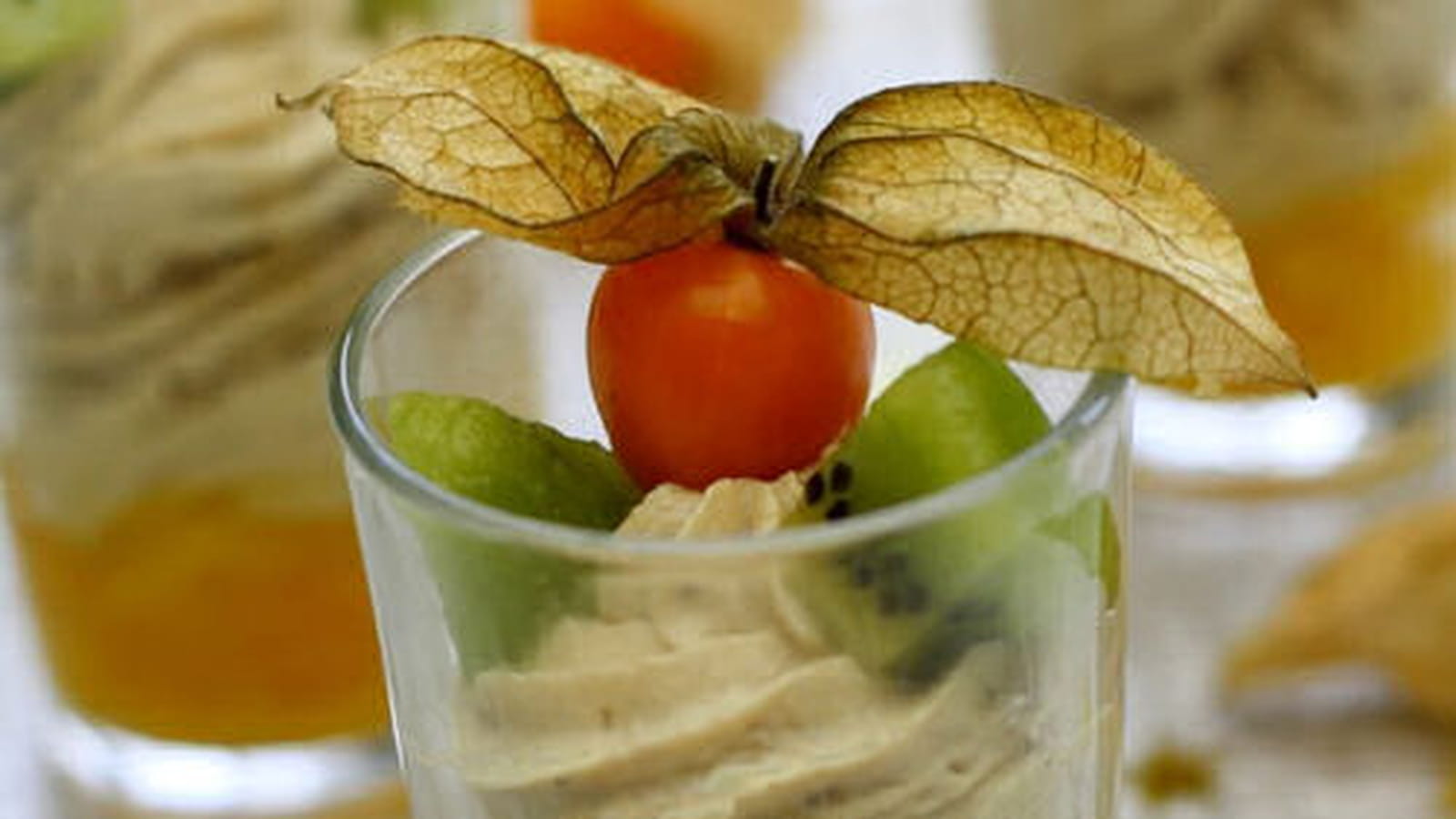 Verrines festives au foie gras et fruits exotiques