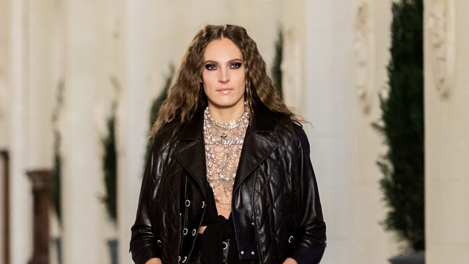 Look 12