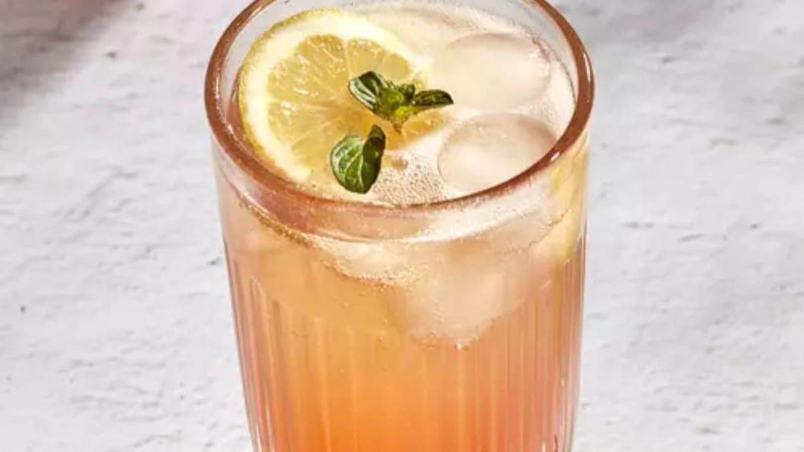 Cocktail au pamplemousse et au citron, le swamp of love