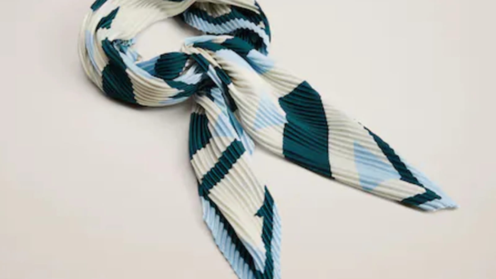 Foulard plissé
