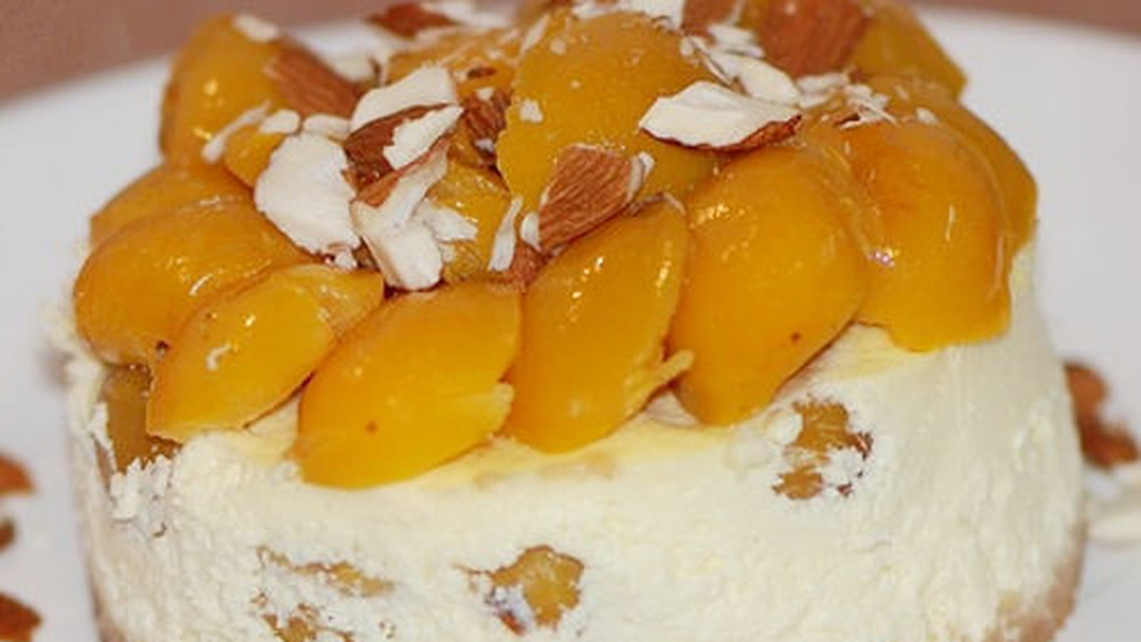 Cheesecake aux mirabelles et amandes