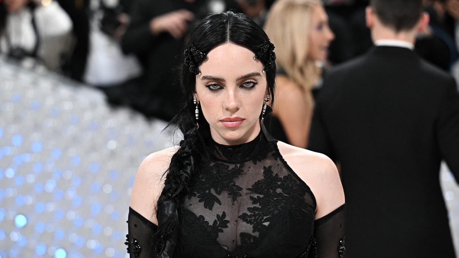 Cat-eye inversé