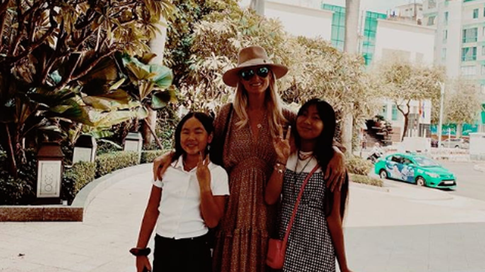 Jade, Joy et Laeticia Hallyday