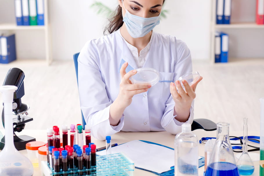 Coronavirus Sars-CoV-2 : transmission, mortalité, contagion
