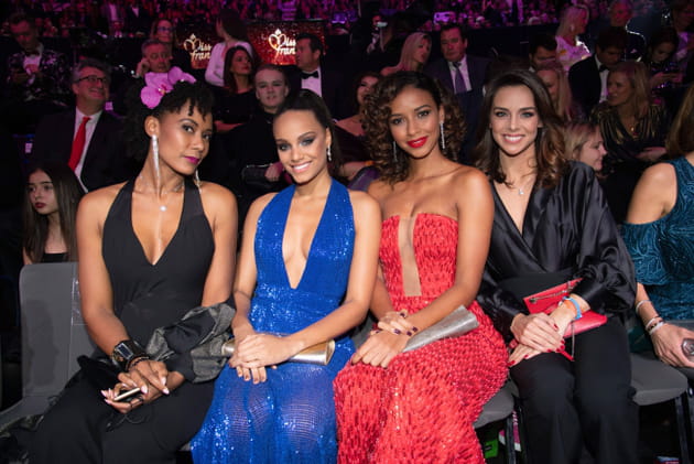 Des anciennes Miss au premier rang