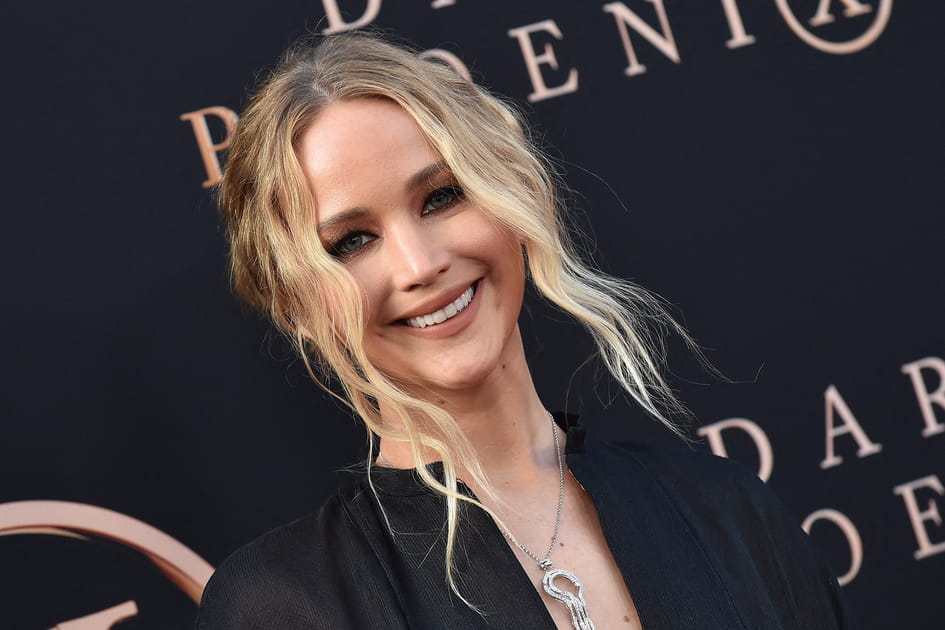 Le wavy attach&eacute; de Jennifer Lawrence