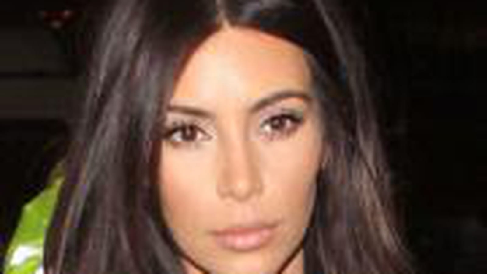  Kim Kardashian sans frange