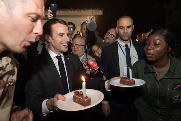 Emmanuel Macron, roi de la f&ecirc;te