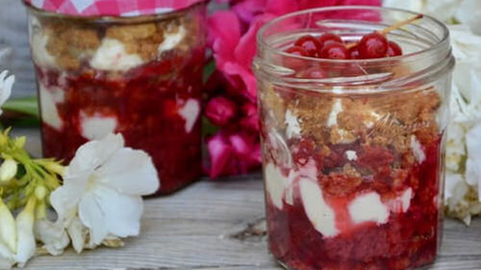 Crumble de fruits rouges au balsamique et crème de mascarpone