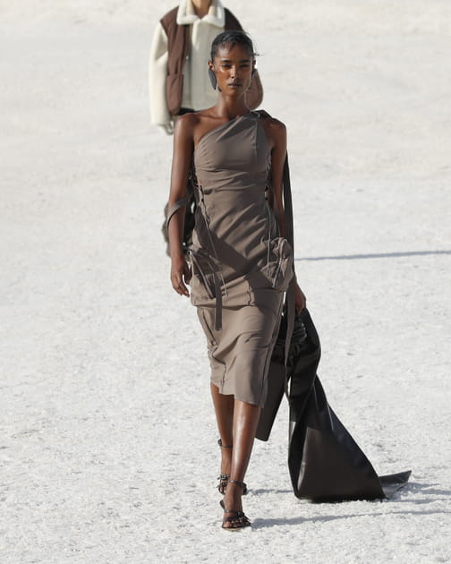 Look 37&nbsp;du d&eacute;fil&eacute; Jacquemus