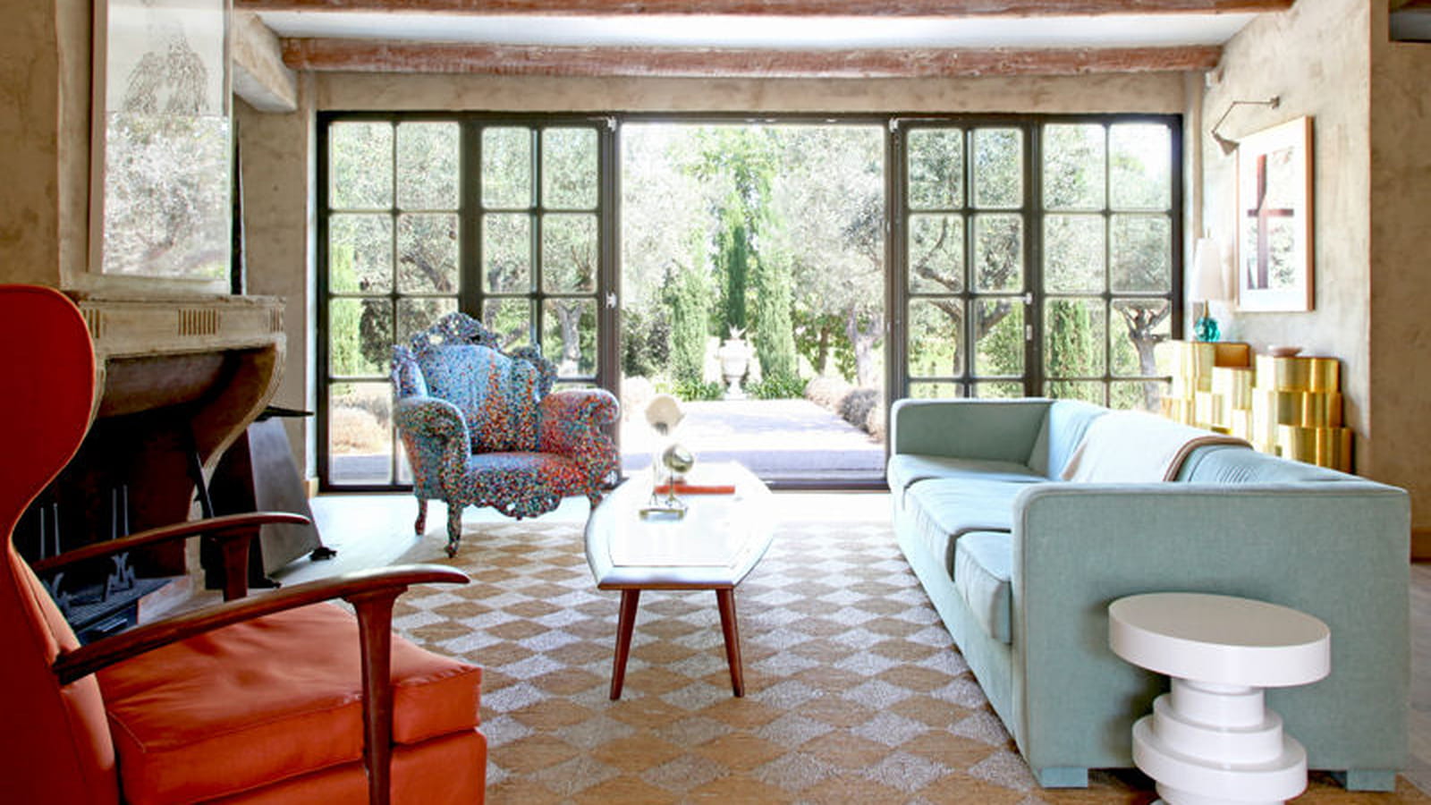 Mobilier coloré