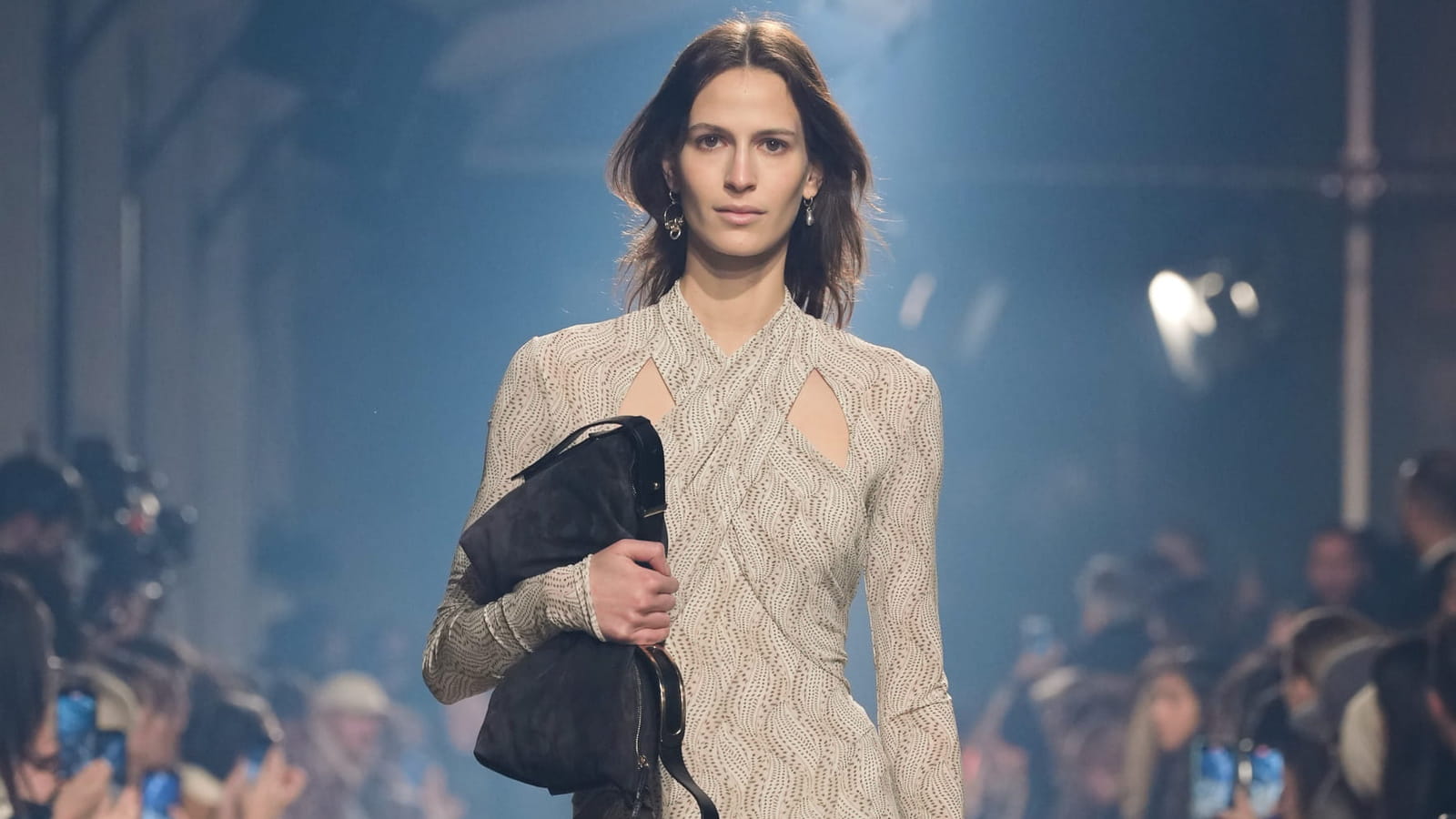 Look 27