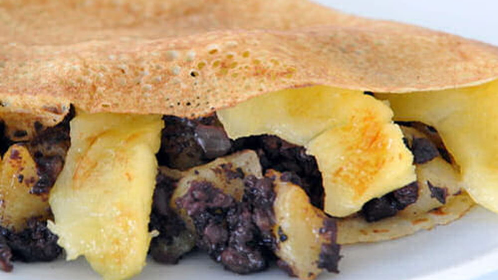 Crêpe boudin noir et pommes caramélisées