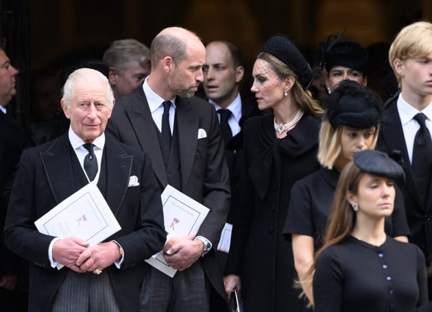 Charles III, William et Kate r&eacute;unis aux obs&egrave;ques de la duchesse de Kent