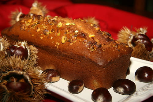 Cake à la châtaigne et éclats de pistaches : la recette facile