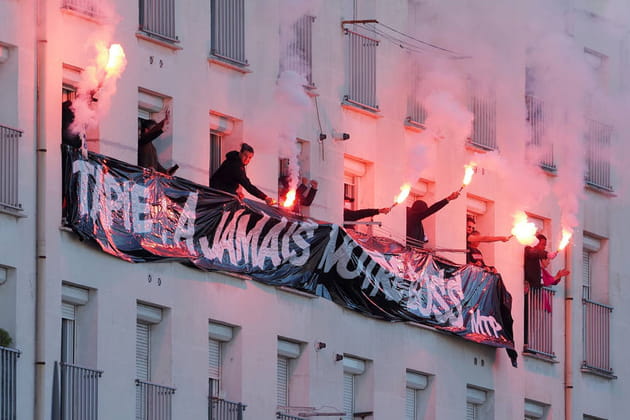 Les Marseillais rendent hommage &agrave; Bernard Tapie