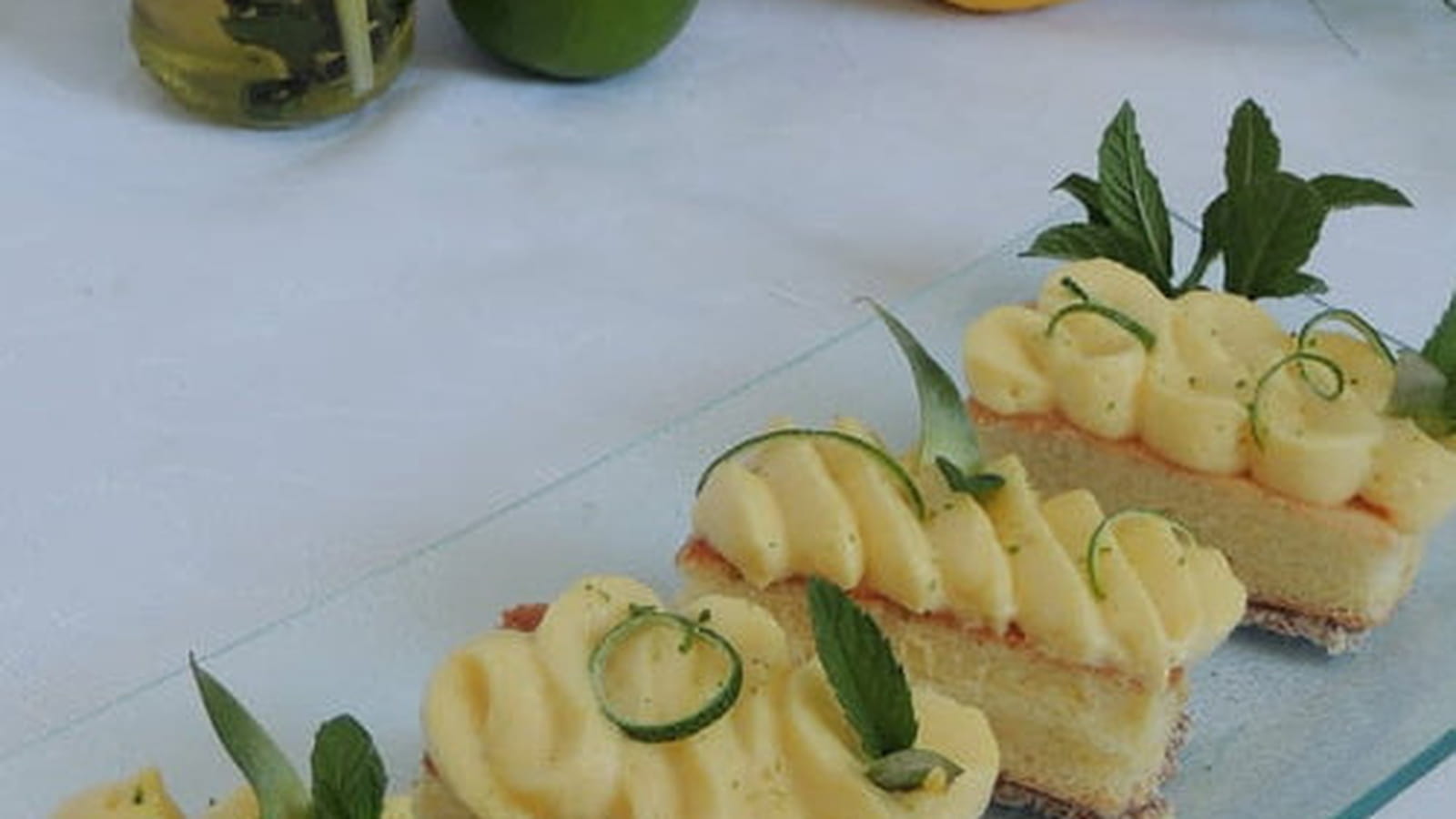 Entremets au citron vert, menthe et ananas façon mojito 