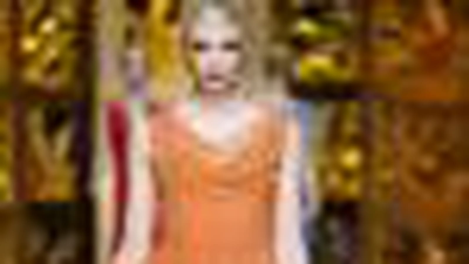 Robe longue orange de Dior