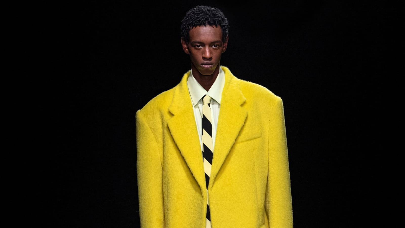Look 40