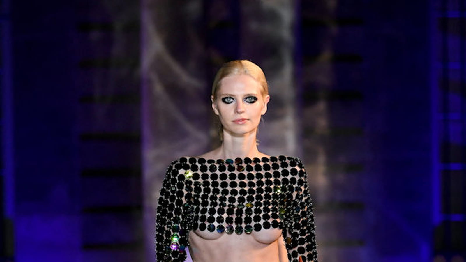 Look haut à sequins