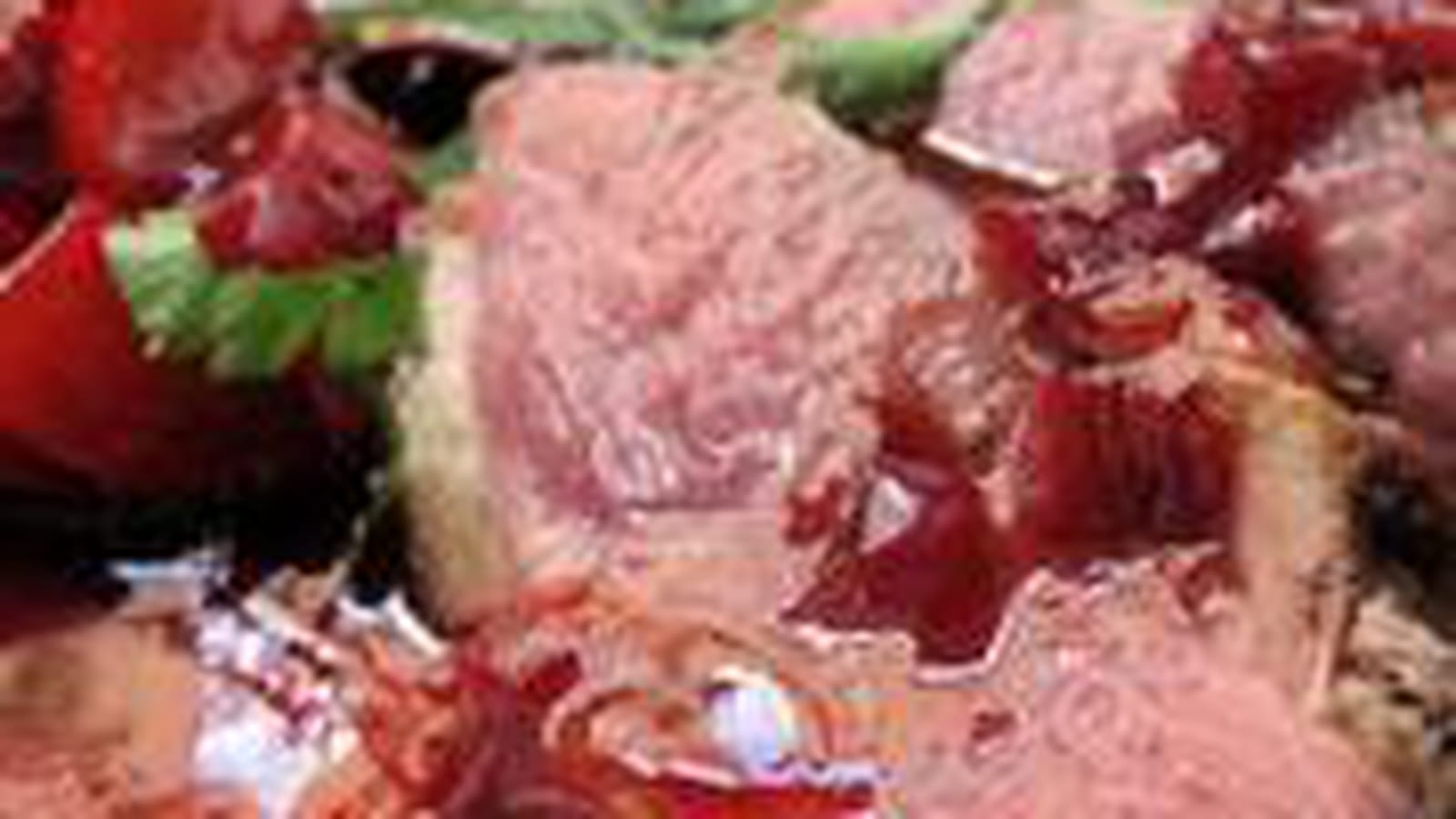 Magret de canard, sauce aux prunes