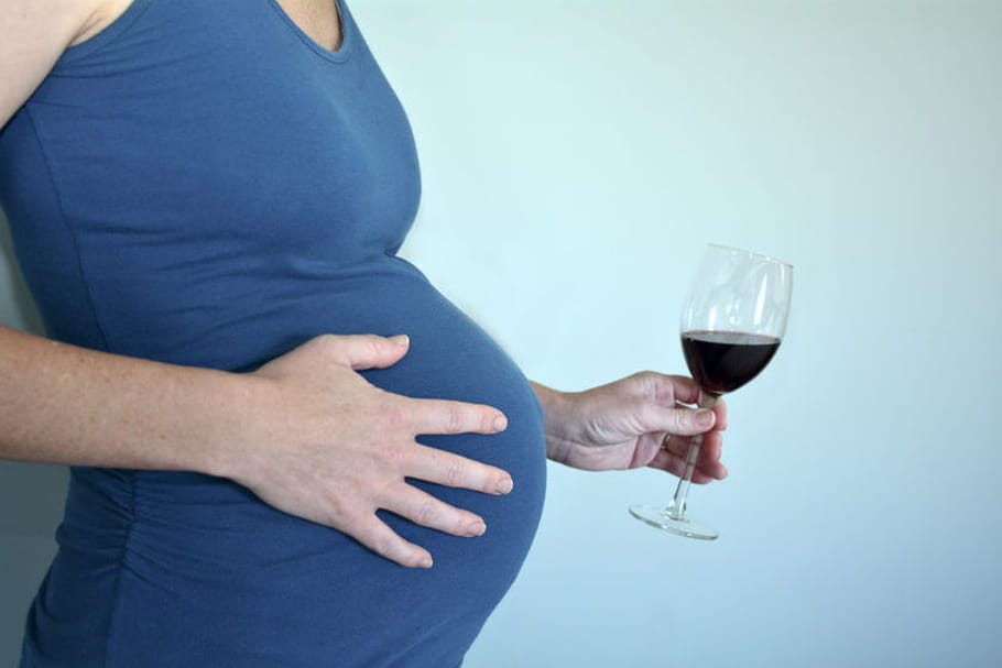 8000 bébés par an touchés par le syndrome d'alcoolisation fœtale en France