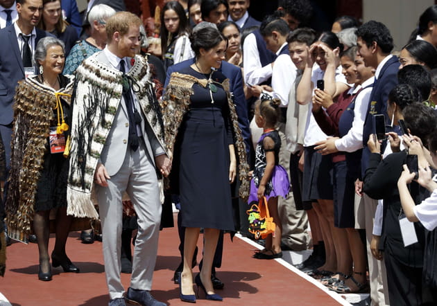 Prince Harry et Meghan Markle ont les épaules