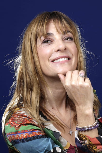 Frange de star&nbsp;: Eve Angeli avec frange