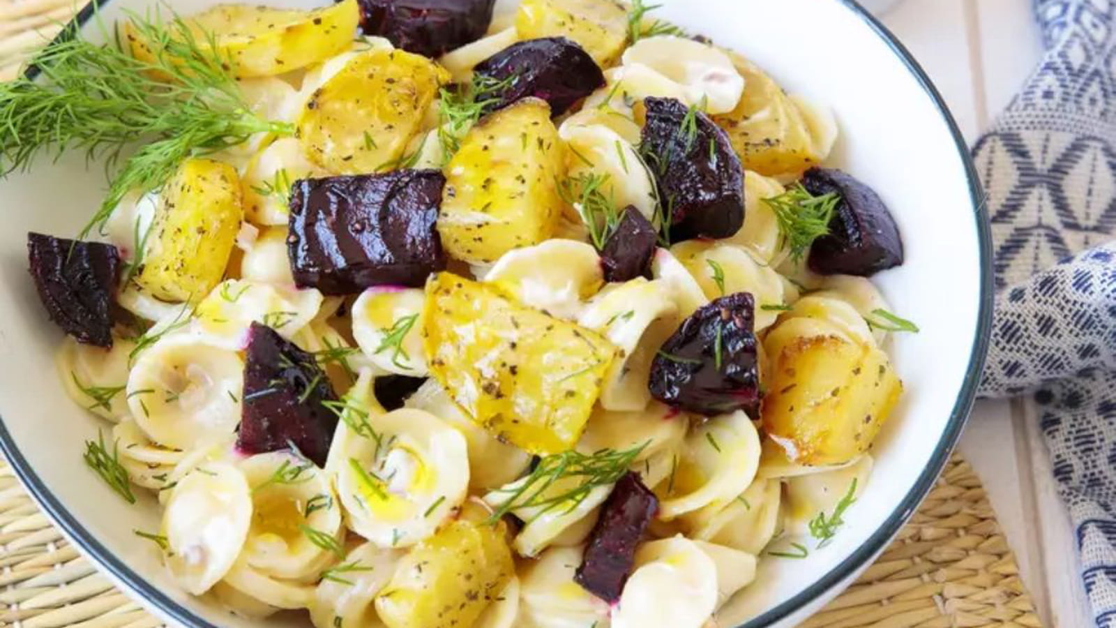 Orecchiette à la crème et betteraves rôties à l'aneth