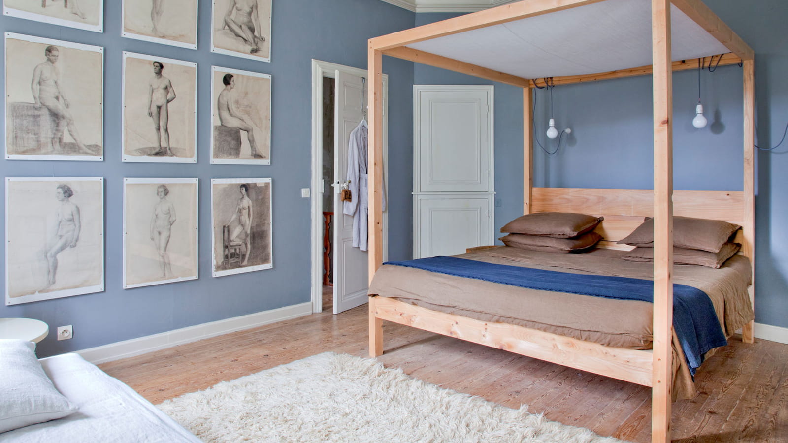 Chambre bleu pâle